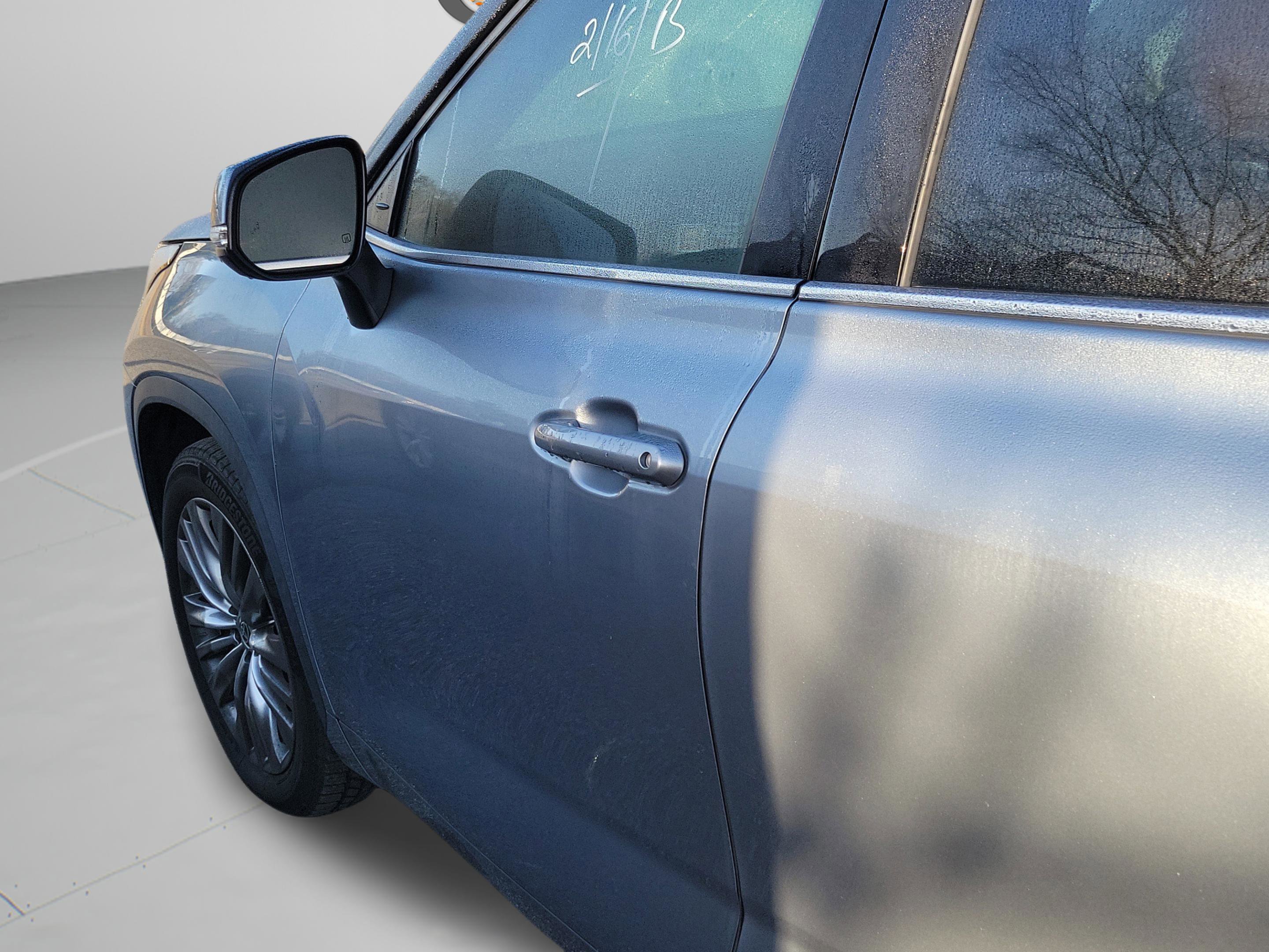 Used 2020 Toyota Highlander Platinum image 14