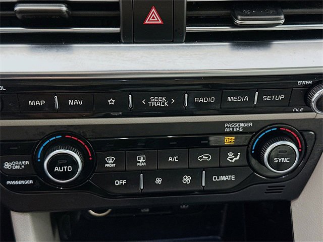 Used 2021 Kia Niro Touring image 16