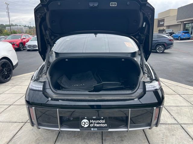 Used 2023 Hyundai Ioniq 6 SEL RWD image 12