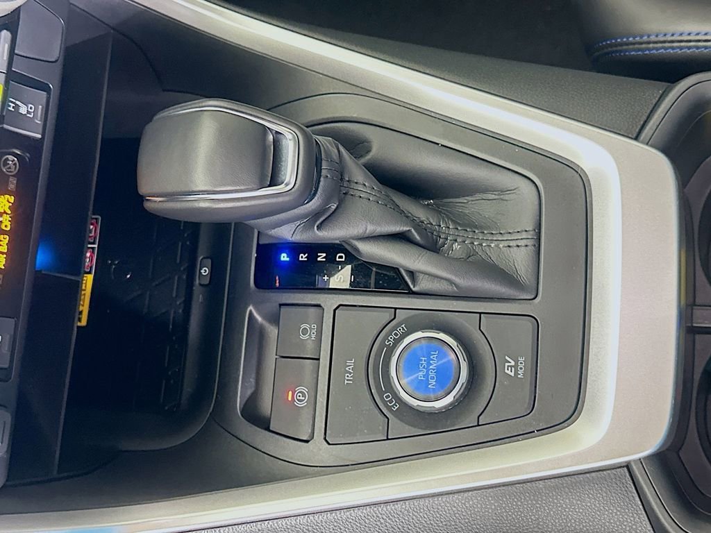 Used 2024 Toyota RAV4 XSE image 16