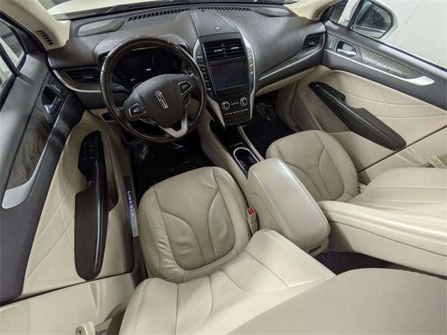 Used 2019 Lincoln MKC Reserve w/ MKC Climate Package image 9