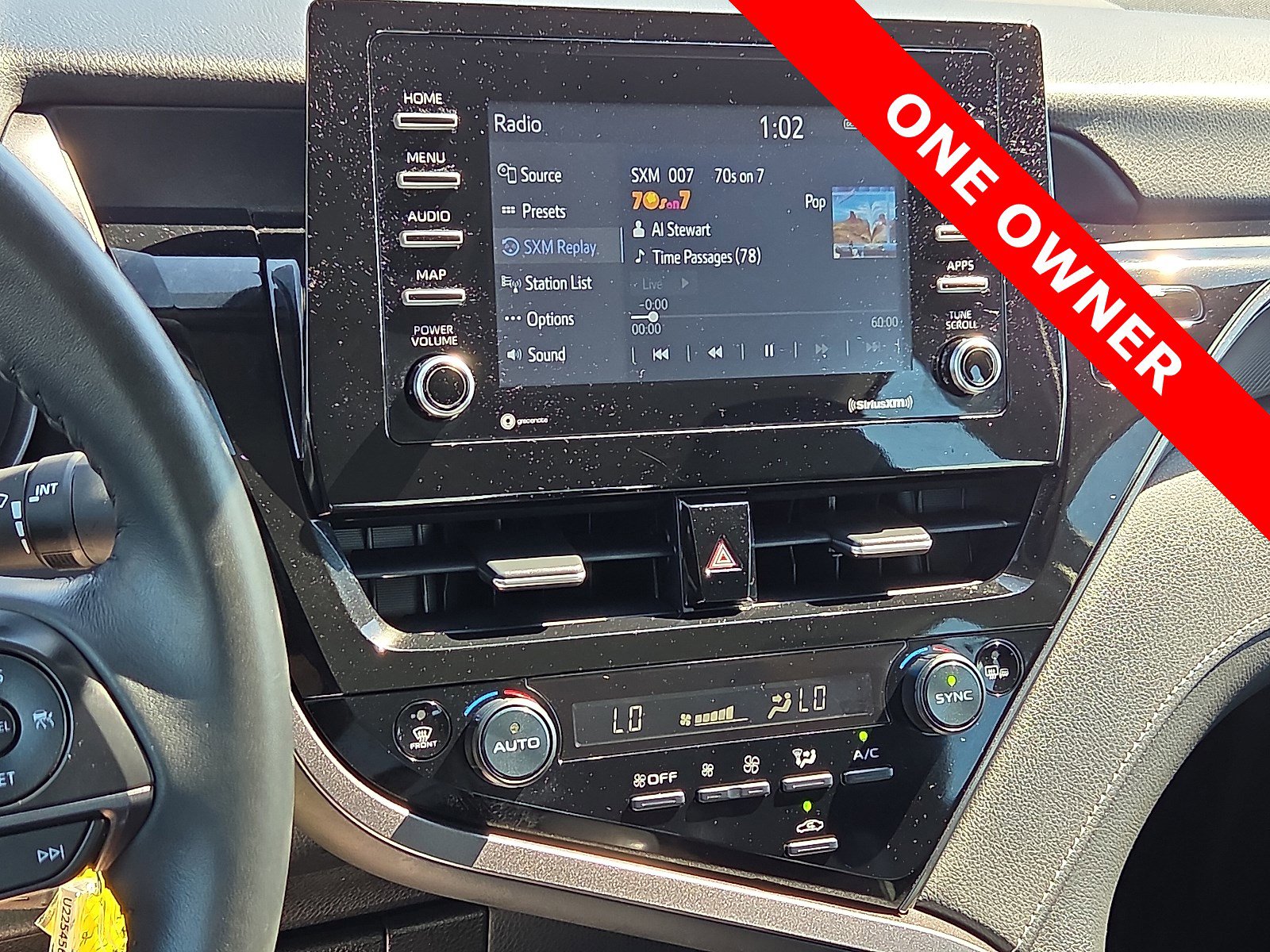 Used 2024 Toyota Camry SE image 16