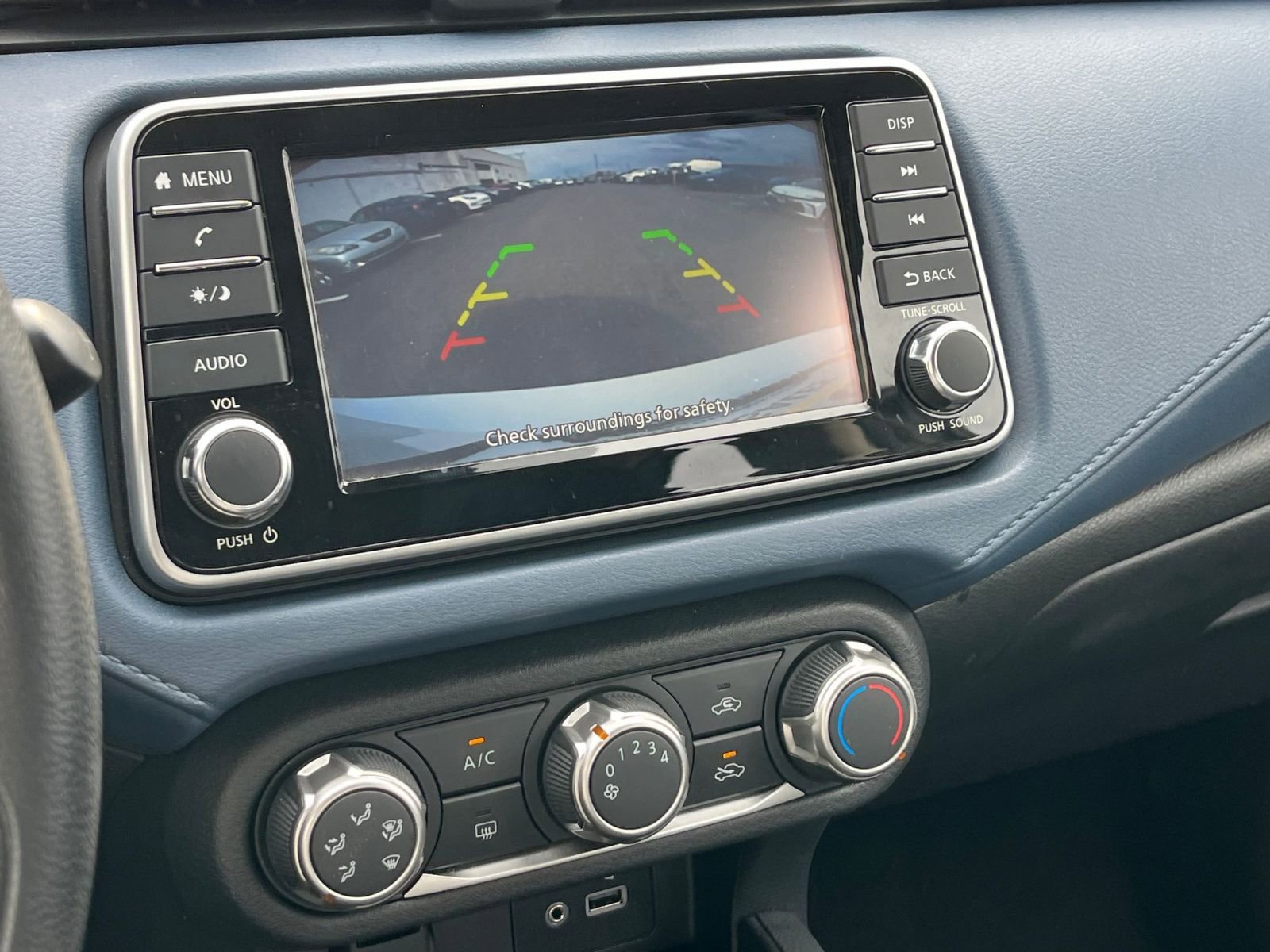 Used 2025 Nissan Versa SV FWD image 20