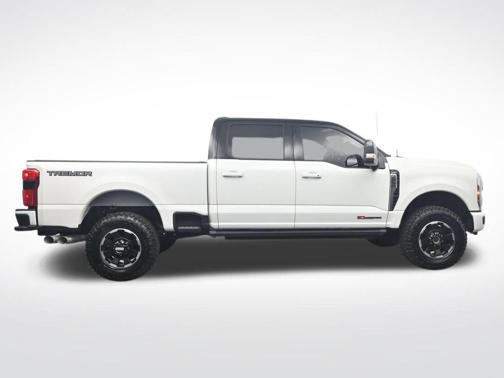 Used 2025 Ford F250 Lariat w/ Tremor Off-Road Package AWD/4WD image 4