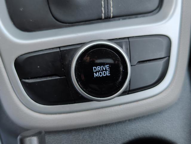 Certified 2023 Hyundai Venue SEL w/ Cargo Package image 23