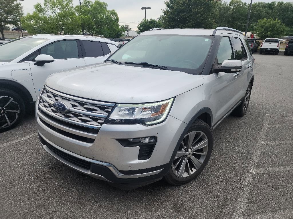 Used 2018 Ford Explorer Limited FWD image 2