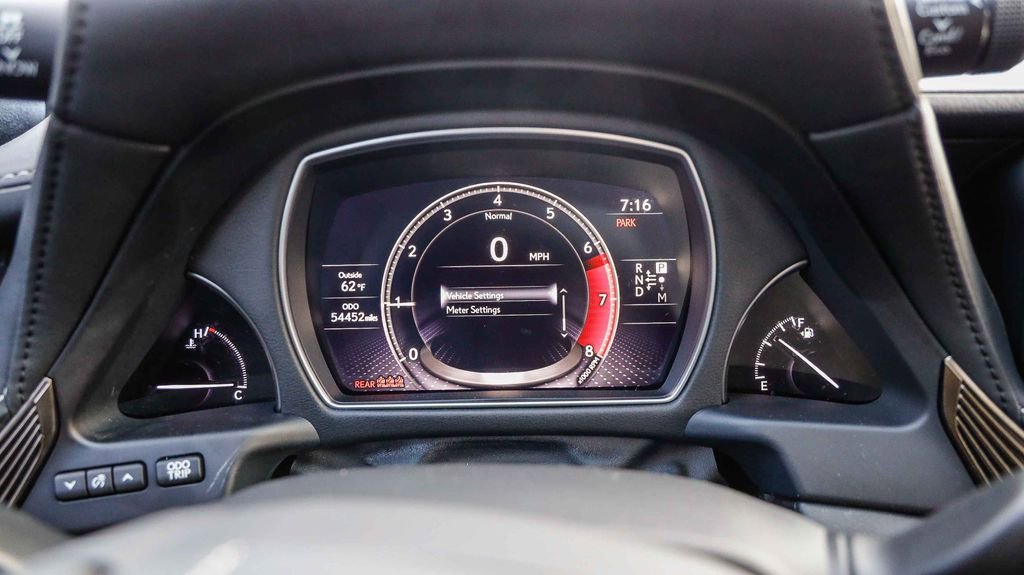 Used 2021 Lexus LS 500 w/ Interior Upgrade Package image 28