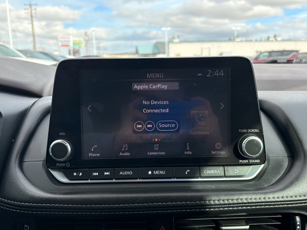 Used 2022 Nissan Rogue SV image 21