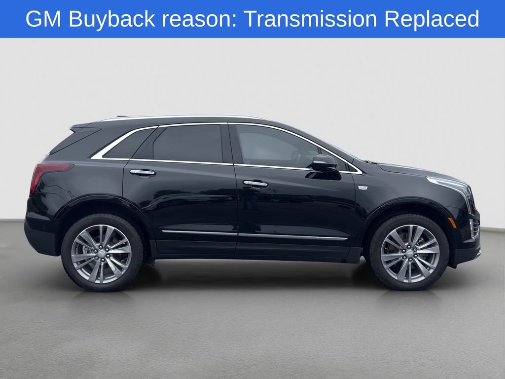 Used 2025 Cadillac XT5 Premium Luxury w/ Technology Package FWD image 7