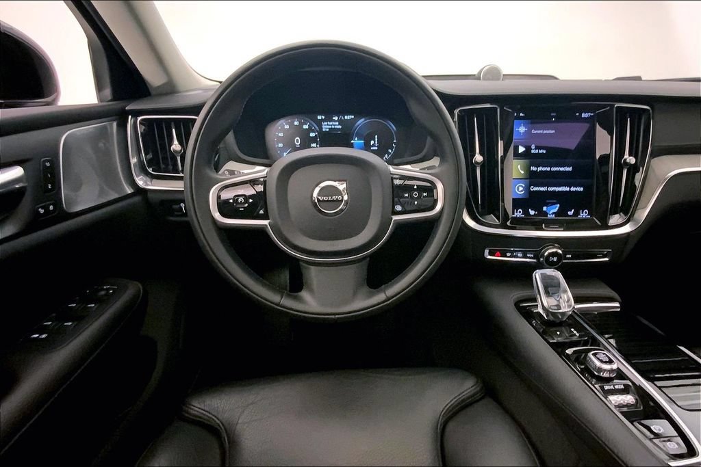 Used 2021 Volvo S60 T8 Inscription w/ Climate Package AWD/4WD image 4