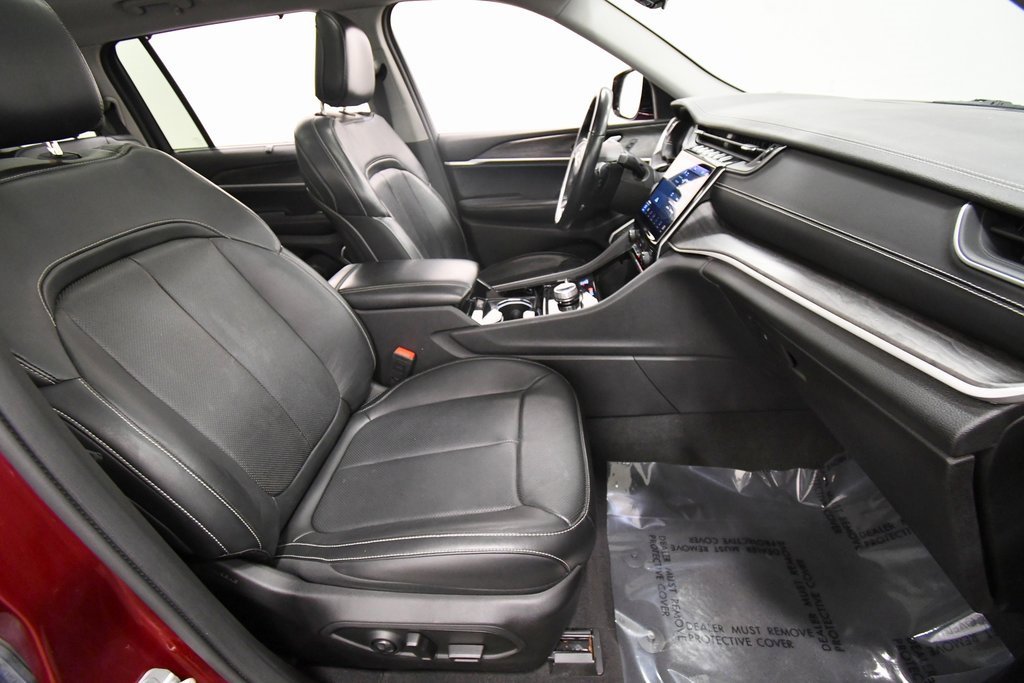 Used 2021 Jeep Grand Cherokee L Limited w/ Luxury Tech Group II image 19