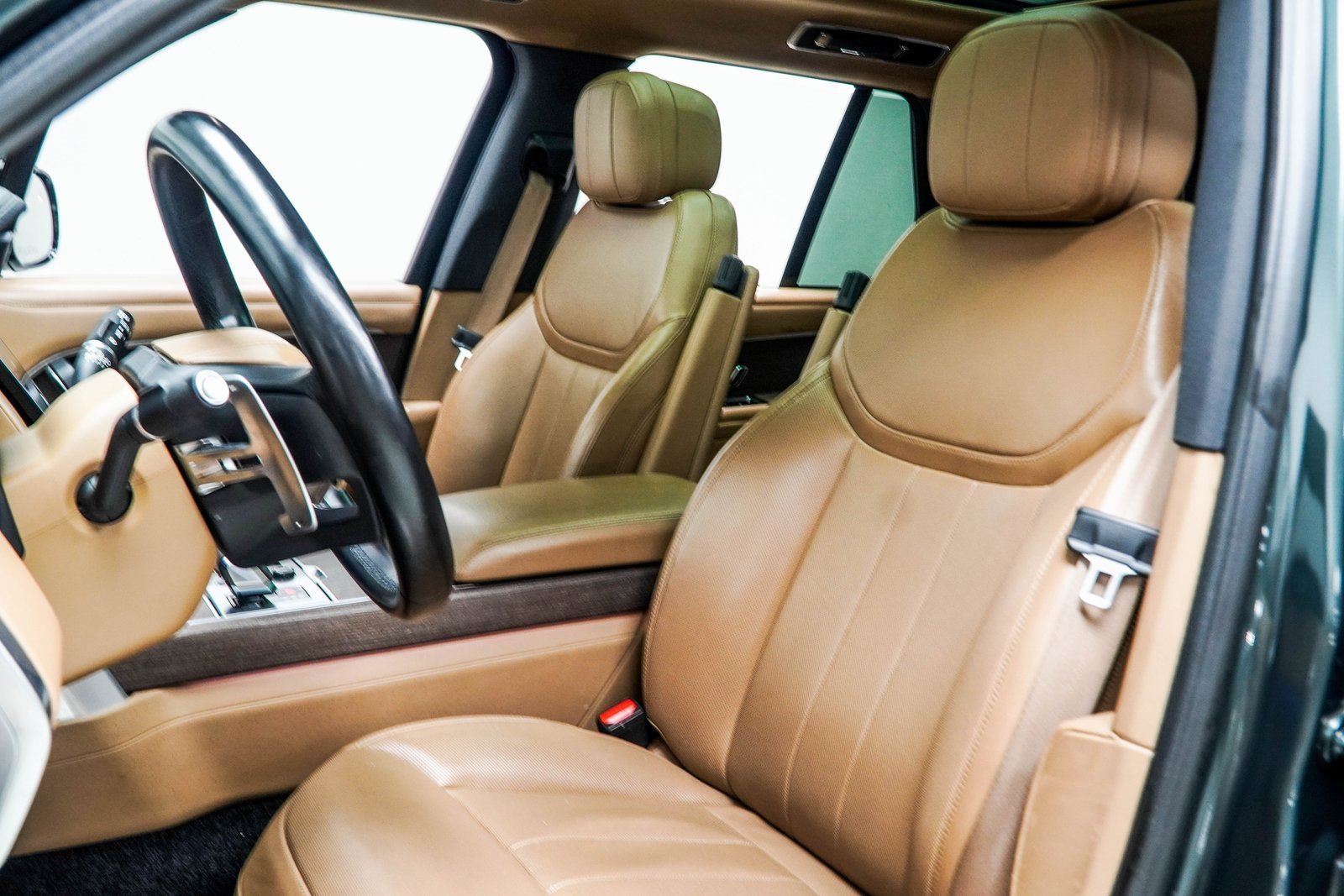 Used 2023 Land Rover Range Rover SE image 35