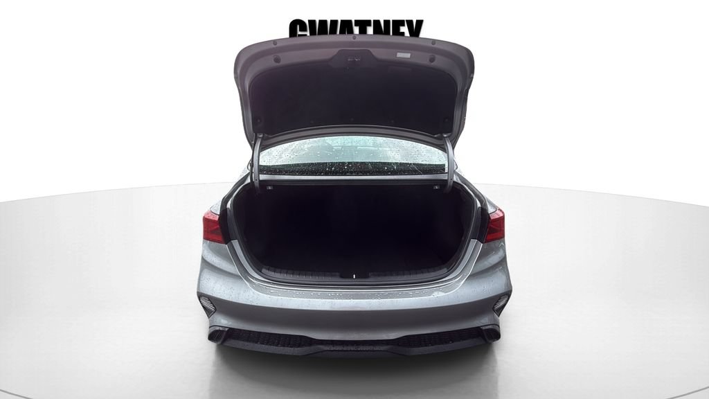 Used 2023 Kia Forte LXS FWD image 14
