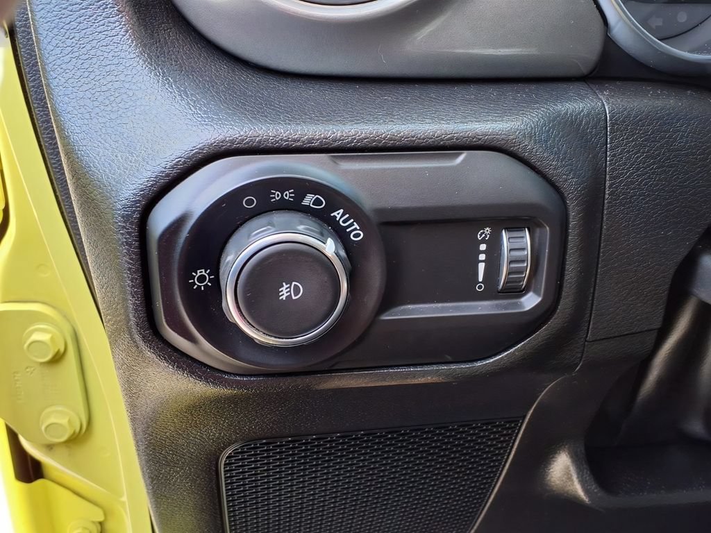 Certified 2023 Jeep Wrangler Unlimited Sahara w/ LED Lighting Group AWD/4WD image 13
