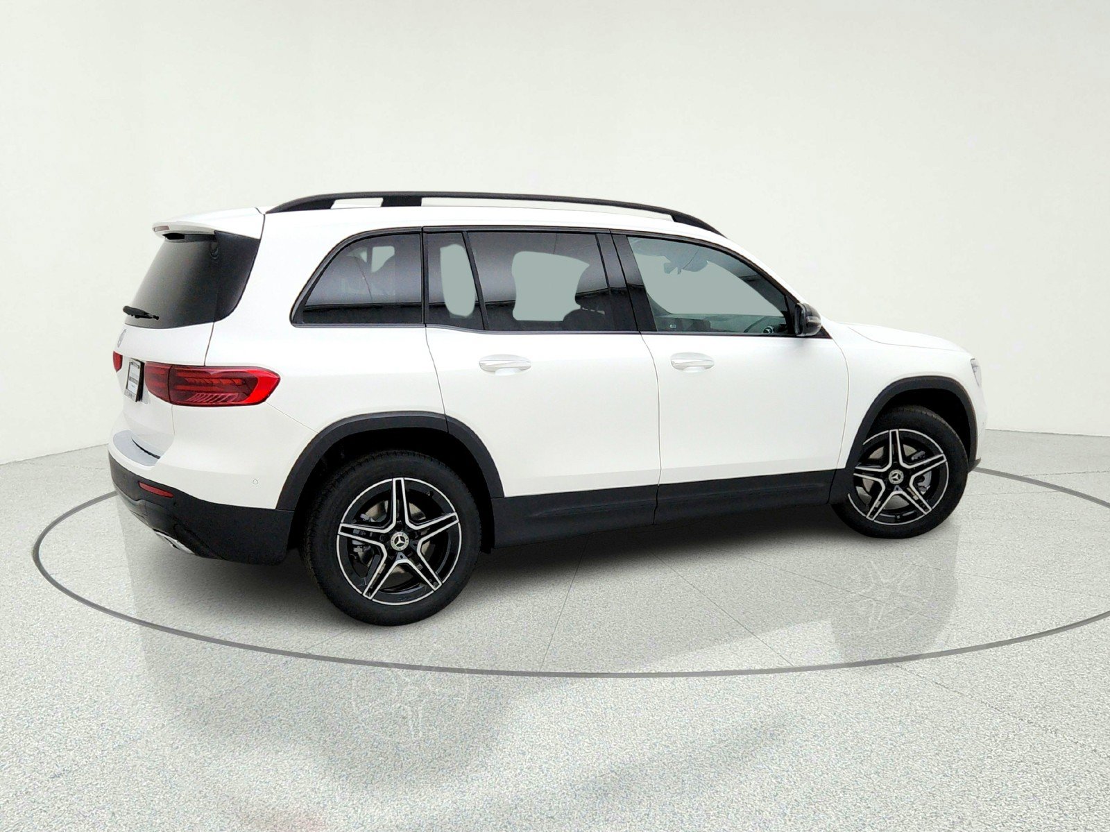 New 2026 Mercedes-Benz GLB 250 image 8