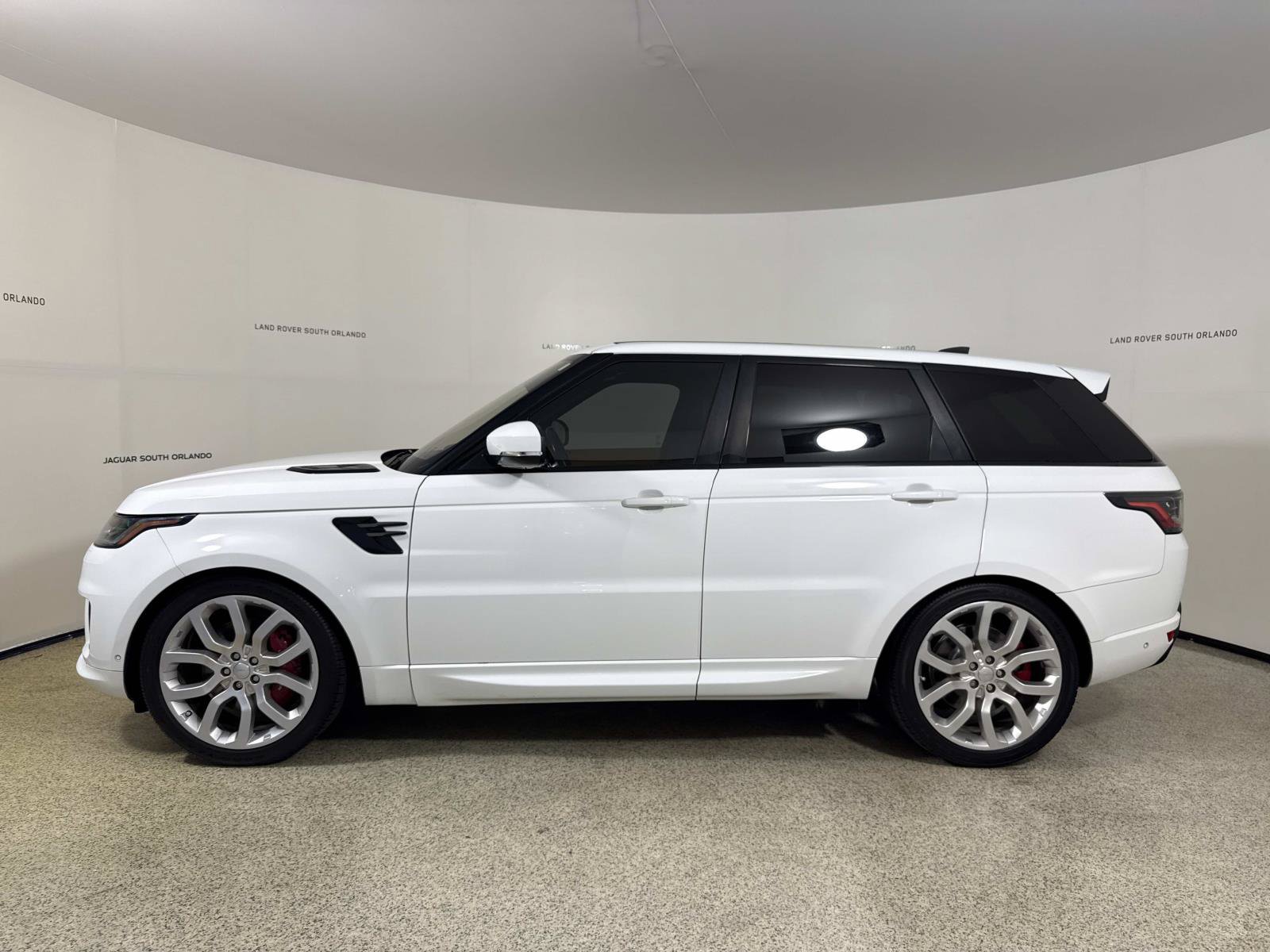 Used 2019 Land Rover Range Rover Sport Supercharged AWD/4WD image 2