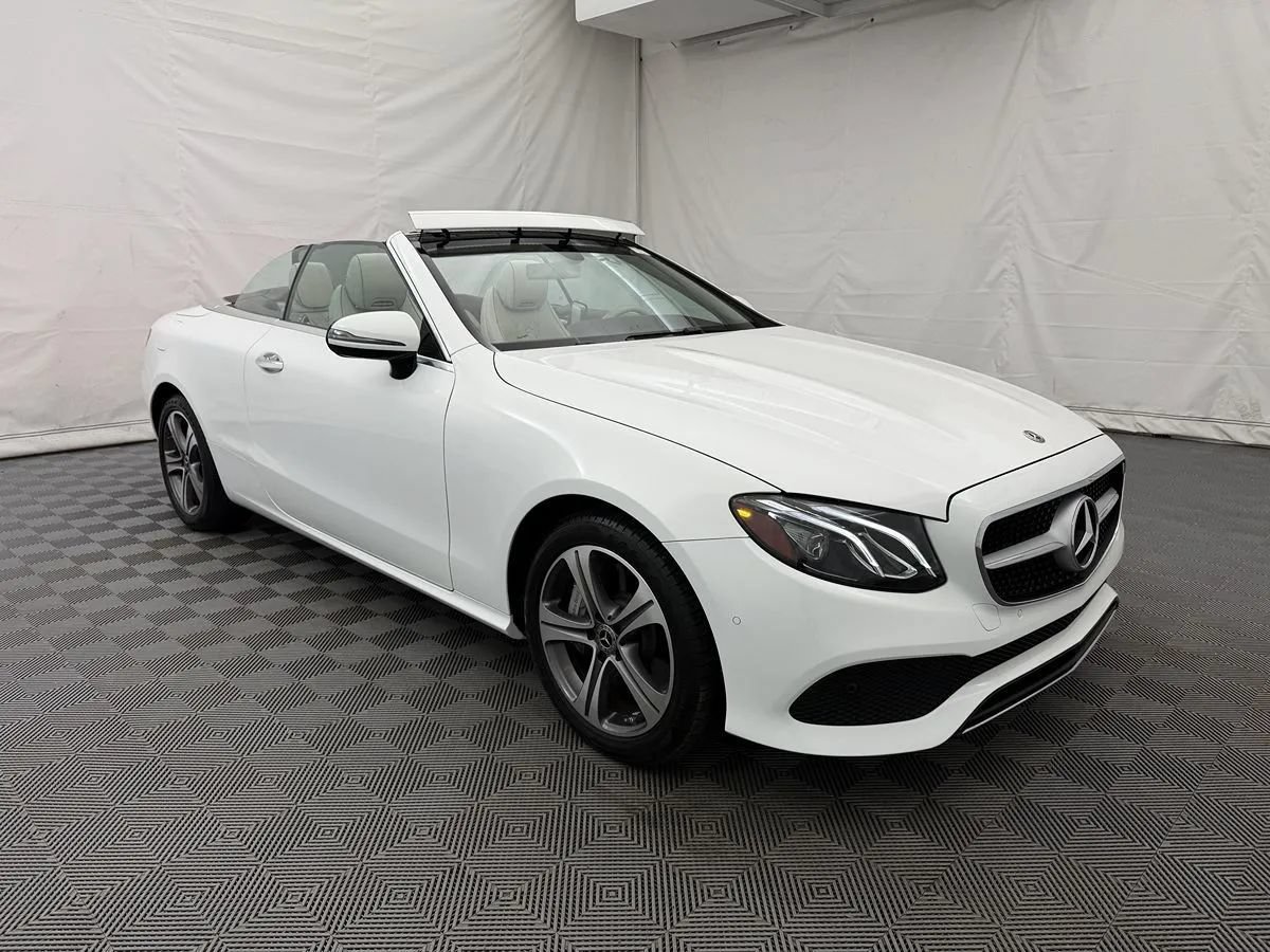 Used 2018 Mercedes-Benz E 400 4MATIC Cabriolet image 4