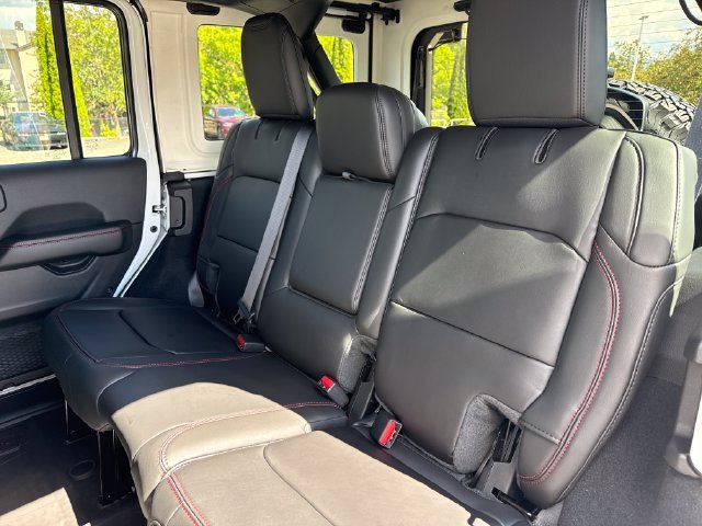 New 2026 Jeep Wrangler Unlimited Rubicon AWD/4WD image 17