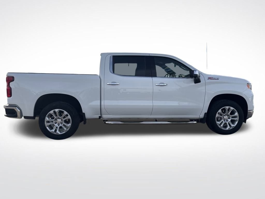 Used 2023 Chevrolet Silverado 1500 LTZ w/ Z71 Off-Road Package image 8
