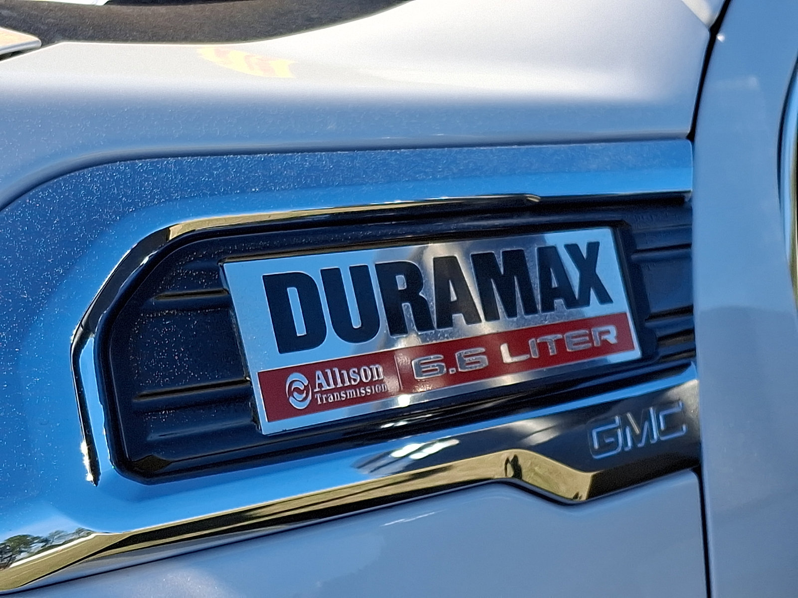 Used 2023 GMC Sierra 2500 Denali w/ Denali Ultimate Package image 4