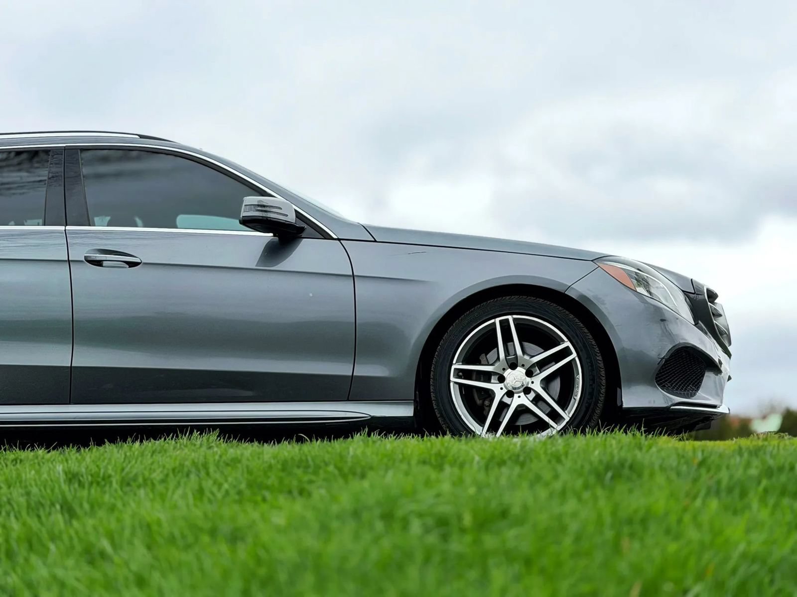 Used 2016 Mercedes-Benz E 350 4MATIC Wagon image 49