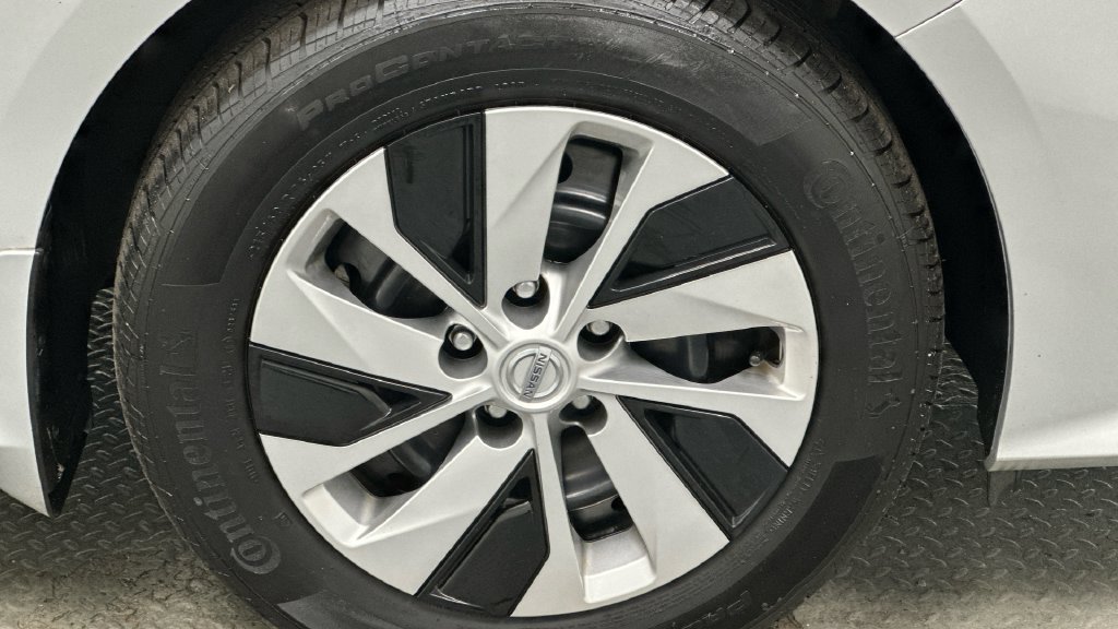 Used 2020 Nissan Altima 2.5 S AWD/4WD image 20