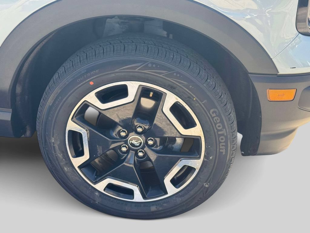 Used 2023 Ford Bronco Sport Outer Banks w/ Tech Package AWD/4WD image 7