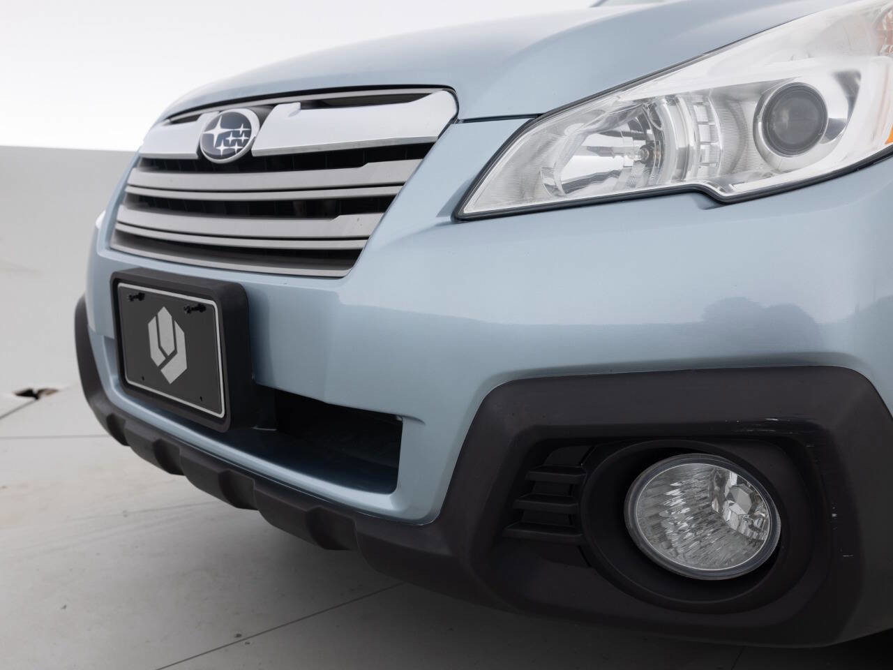 Used 2014 Subaru Outback 2.5i Premium AWD/4WD image 15