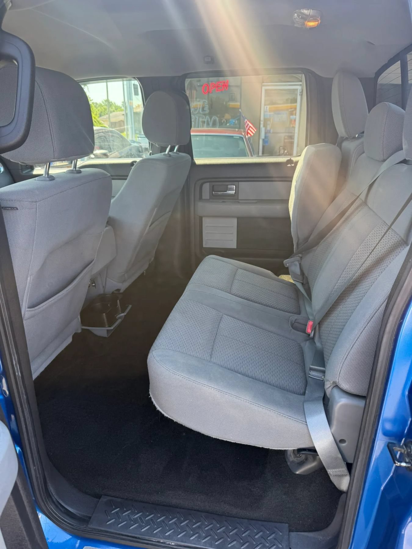 Used 2012 Ford F150 XLT w/ XLT Chrome Pkg AWD/4WD image 16