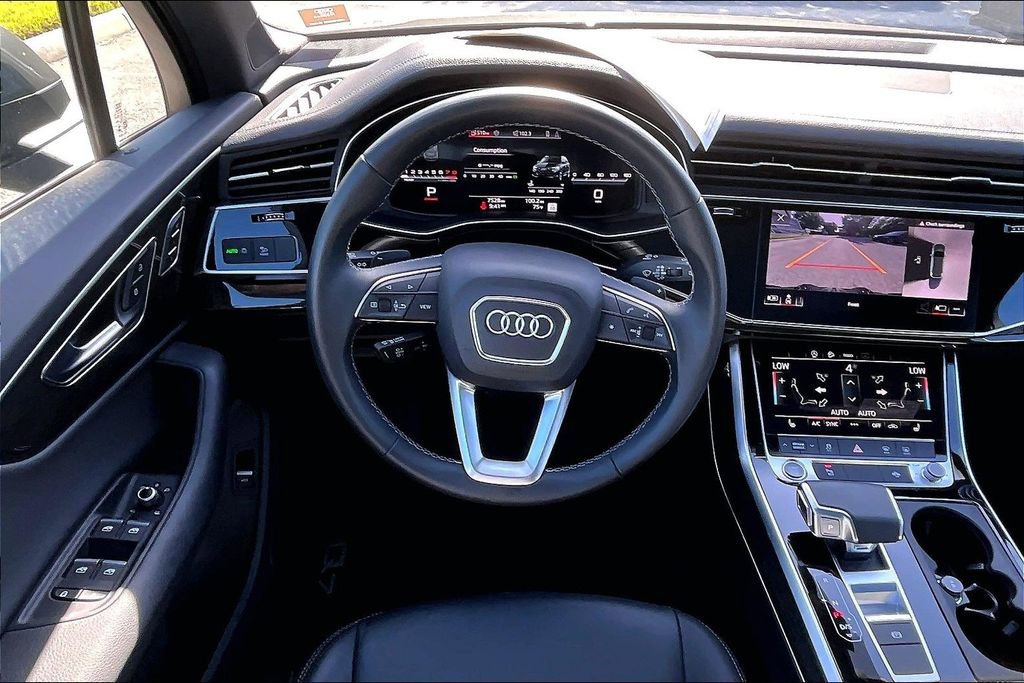 Used 2025 Audi Q7 2.0T Premium w/ Convenience Plus Package image 19