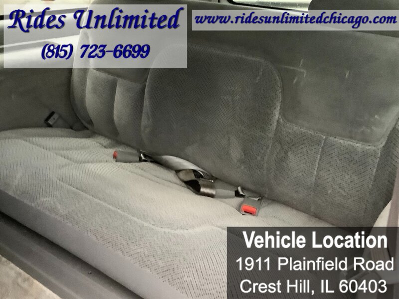 Used 1999 Chevrolet Suburban 2500 w/ Preferred Equipment Group 2 AWD/4WD image 26