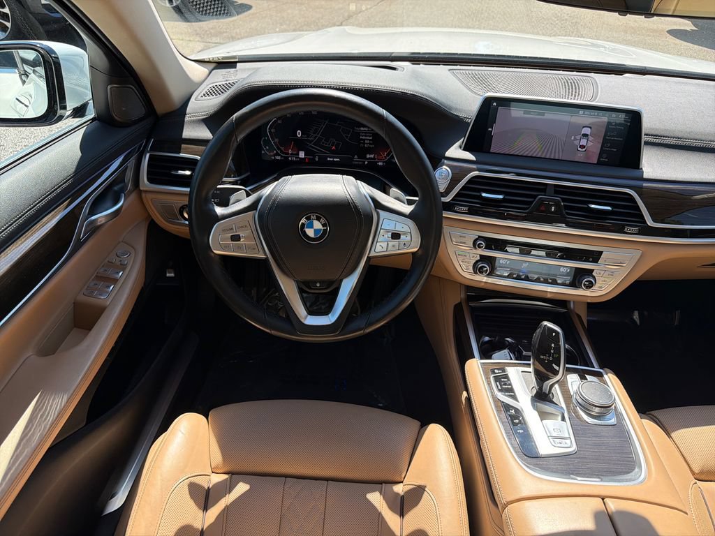 Used 2022 BMW 740i w/ Premium Package RWD image 23