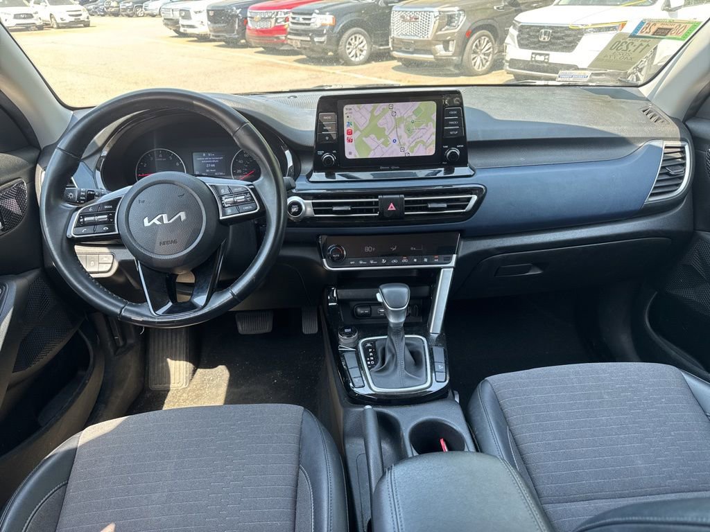 Used 2023 Kia Seltos S FWD image 7
