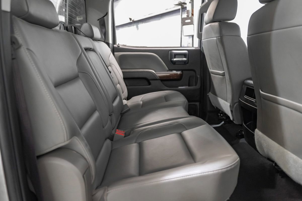 Used 2019 GMC Sierra 3500 SLT w/ Duramax Plus Package AWD/4WD image 29