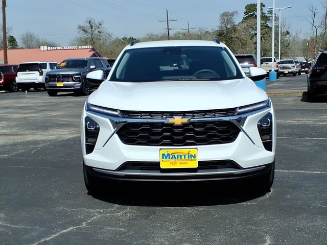New 2026 Chevrolet Trax LT image 2