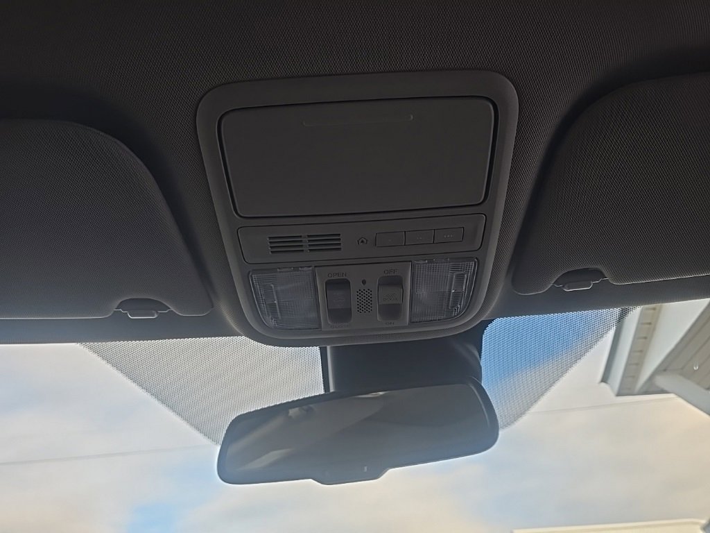 Used 2015 Honda Odyssey Touring image 28