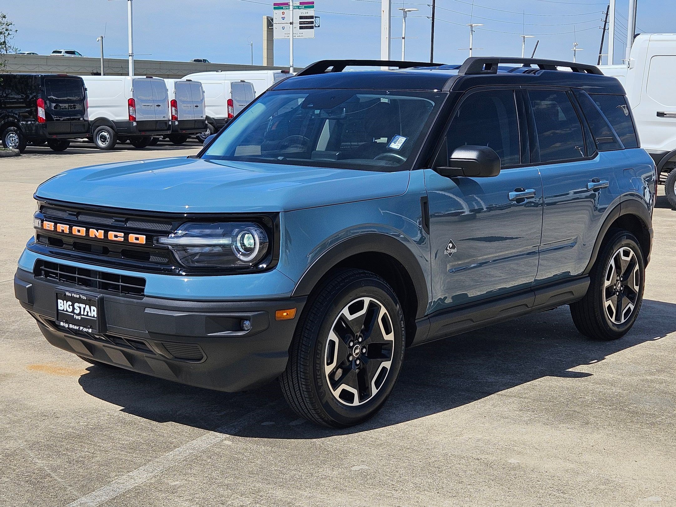 Used 2022 Ford Bronco Sport Outer Banks w/ Tech Package image 8