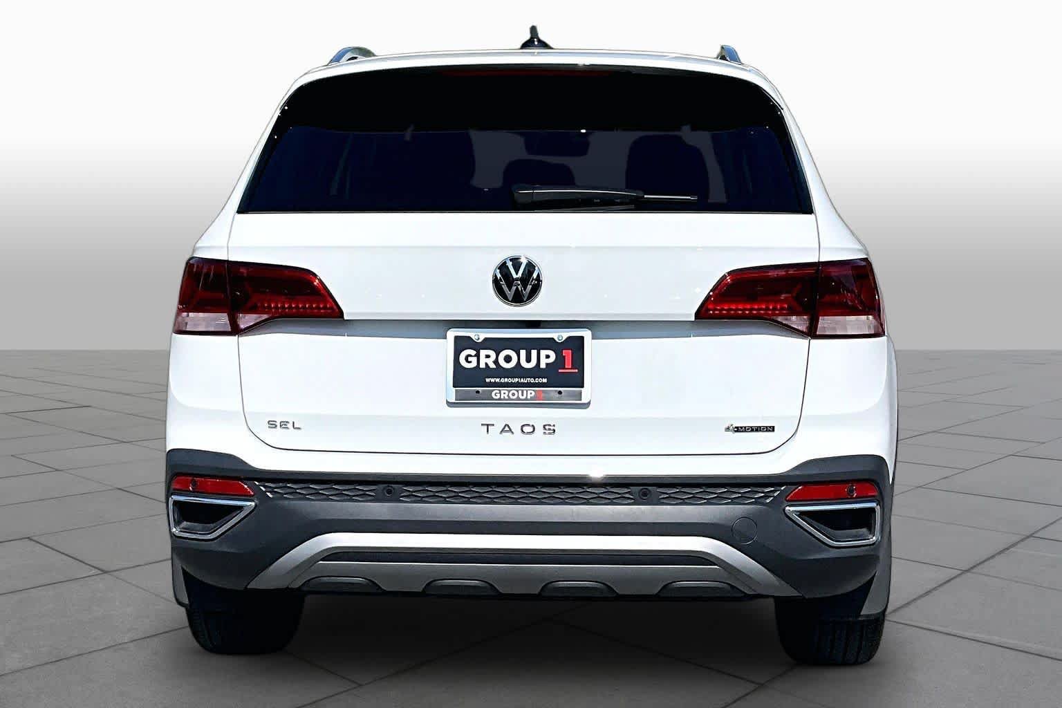 Used 2024 Volkswagen Taos SEL AWD/4WD image 5