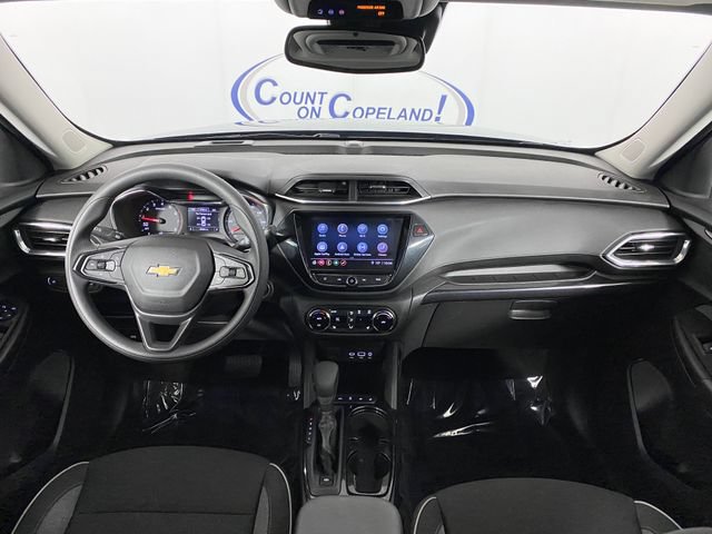 Certified 2023 Chevrolet TrailBlazer LT w/ Convenience Package FWD image 14