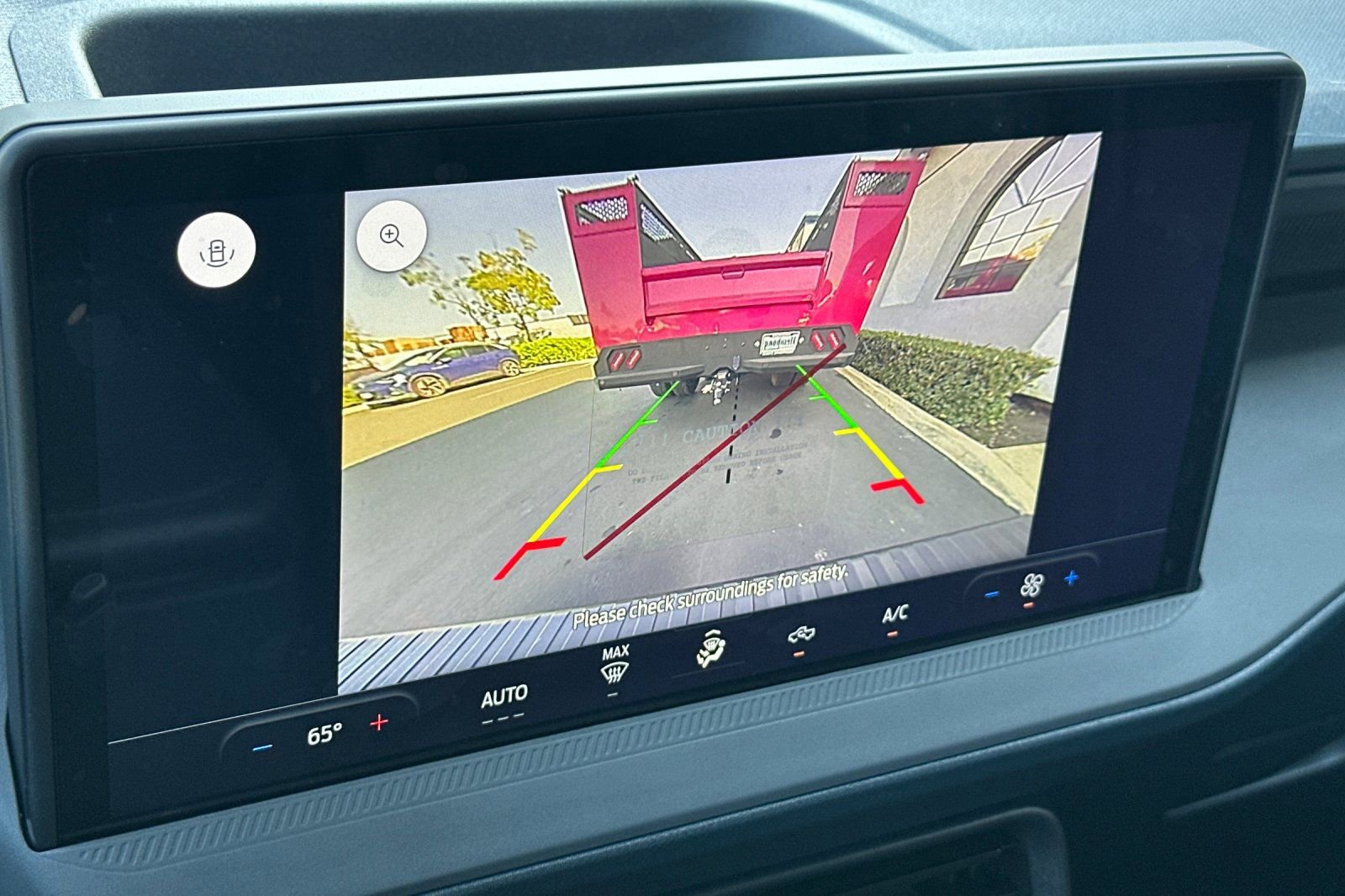 New 2025 Ford Maverick XLT w/ Black Appearance Package image 18