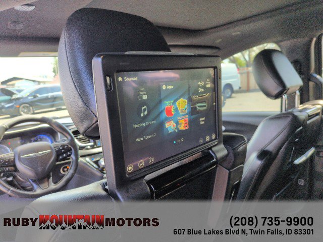 Used 2020 Chrysler Pacifica Touring-L Plus FWD image 25