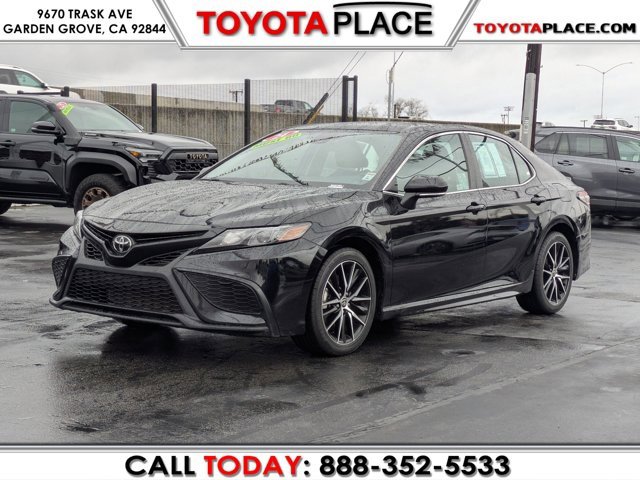 Used 2024 Toyota Camry SE video 1