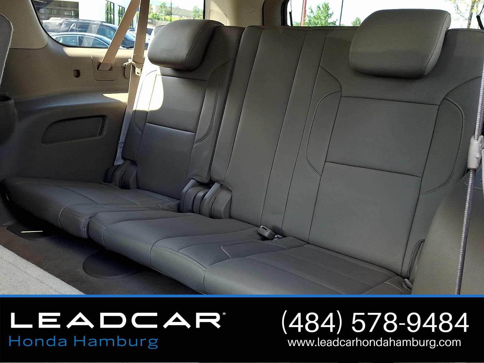 Used 2015 Chevrolet Suburban LT AWD/4WD image 12