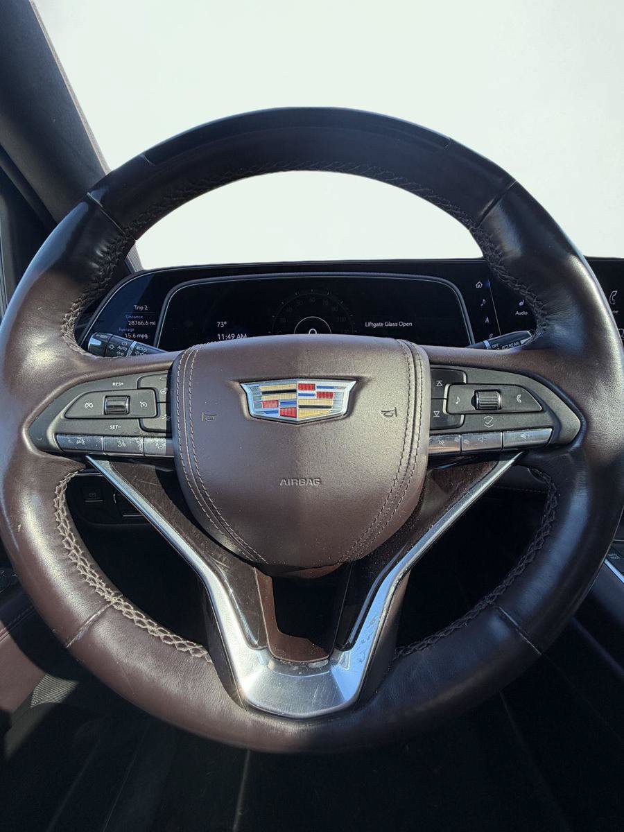 Used 2022 Cadillac Escalade ESV Sport Platinum AWD/4WD image 15