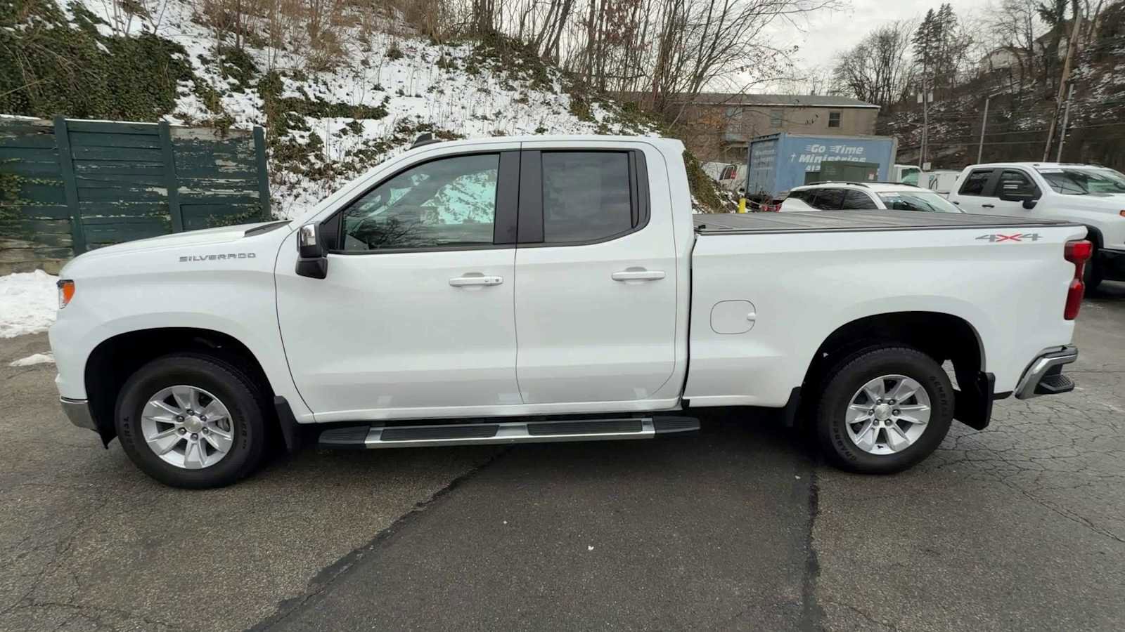 Used 2023 Chevrolet Silverado 1500 LT w/ Protection Package image 5