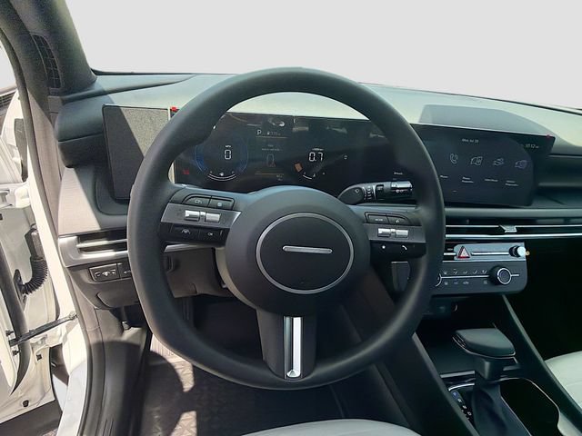 New 2026 Hyundai Santa Cruz SE FWD image 11