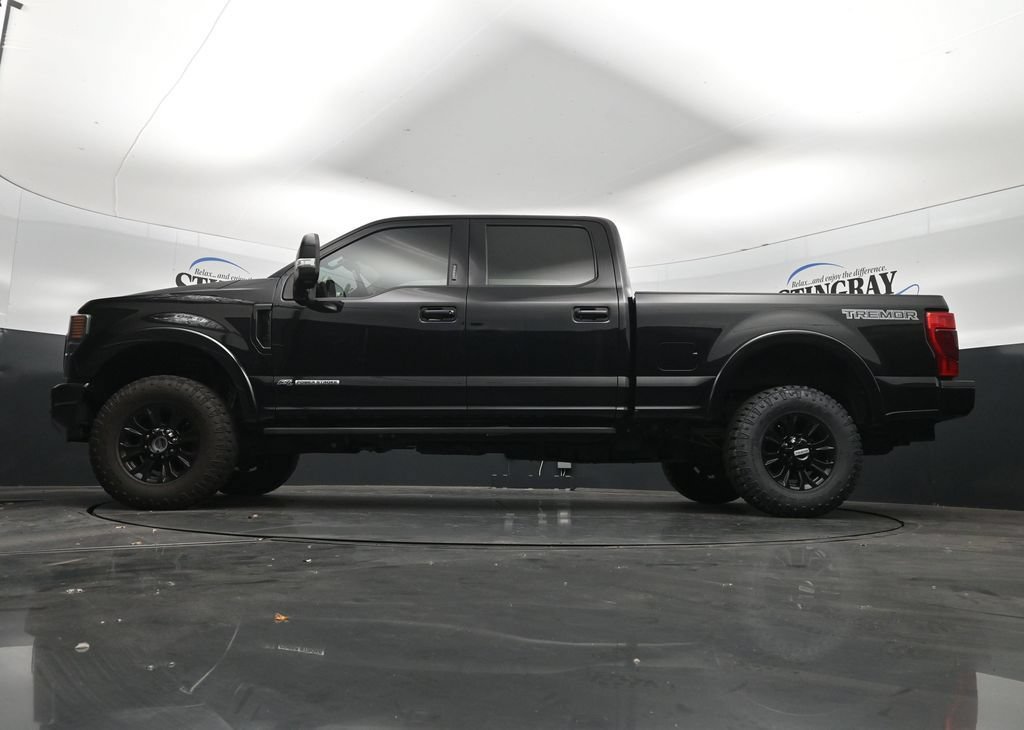 Used 2022 Ford F350 Lariat w/ Tremor Off-Road Package AWD/4WD image 29