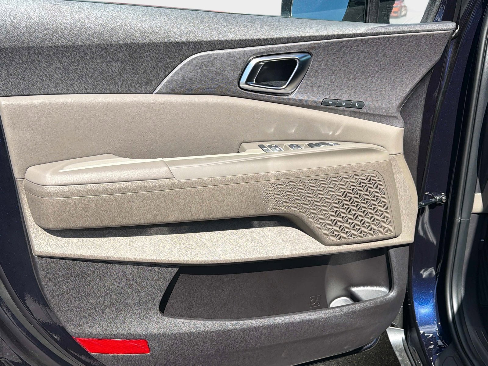 New 2026 Kia Carnival EX FWD image 15