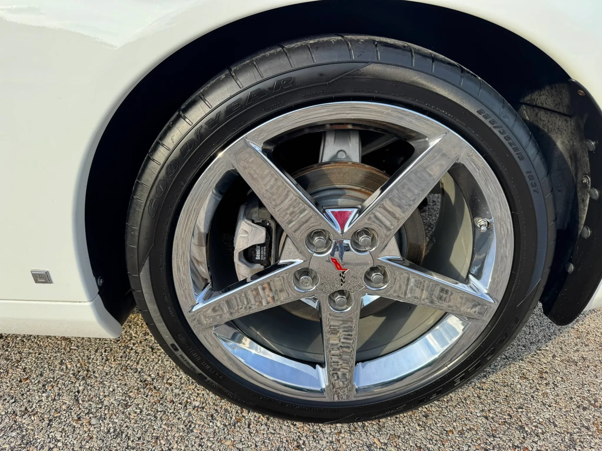 Used 2007 Chevrolet Corvette Convertible RWD image 16