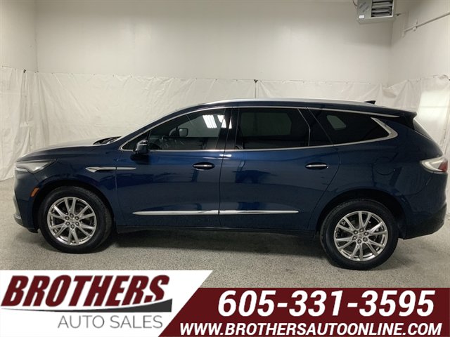Used 2023 Buick Enclave Essence w/ Experience Buick Package image 1